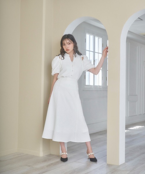 ANDGEEBEE(アンジービー)の「ジャガードリボンブラウス(シャツ/ブラウス・レディース・ホワイト/ブラック・MEDIUM)」の16枚目の写真