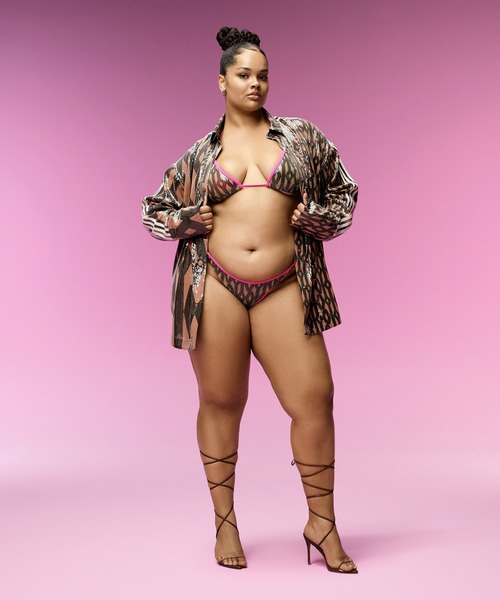 adidas（アディダス）の「スパンコール ボタンアップシャツ（オールジェンダー） / アディダスオリジナルス adidas Originals（チューブトップ・メンズ・ブラウン・SMALL/MEDIUM/XX-LARGE/X-SMALL/X-LARGE）」の8枚目の写真