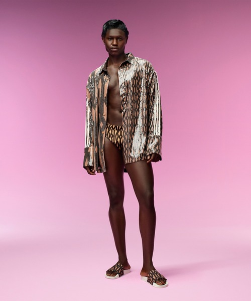 adidas（アディダス）の「スパンコール ボタンアップシャツ（オールジェンダー） / アディダスオリジナルス adidas Originals（チューブトップ・メンズ・ブラウン・SMALL/MEDIUM/XX-LARGE/X-SMALL/X-LARGE）」の2枚目の写真