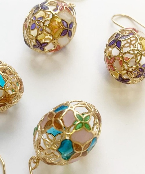 Zoule(ゾーラ)の「Zoule ゾーラ:モロッカシリーズ morocan flower モロカンの花 ピアス(ピアス(両耳用)・レディース・パープル/ブラウン・FREE)」の4枚目の写真