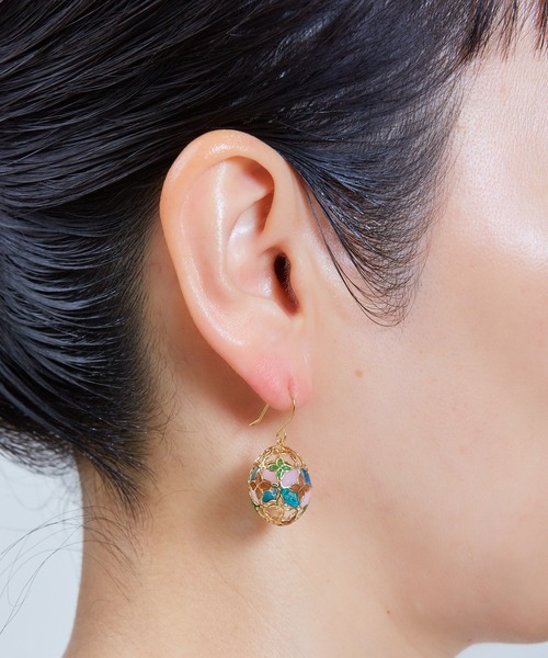 Zoule(ゾーラ)の「Zoule ゾーラ:モロッカシリーズ morocan flower モロカンの花 ピアス(ピアス(両耳用)・レディース・パープル/ブラウン・FREE)」の11枚目の写真