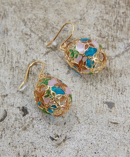 Zoule(ゾーラ)の「Zoule ゾーラ:モロッカシリーズ morocan flower モロカンの花 ピアス(ピアス(両耳用)・レディース・パープル/ブラウン・FREE)」の17枚目の写真