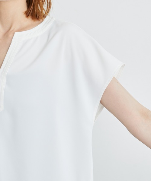 ROPE' PICNIC（ロペピクニック）の「白からの解放！多機能ブラウス/キーネックパールブラウス（シャツ/ブラウス・レディース・ホワイト/チャコールグレー/ラベンダー・38）」の6枚目の写真