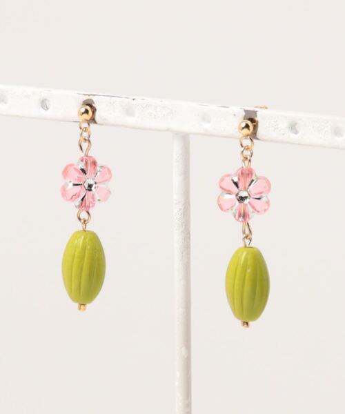 tone(トーン)の「【mamo】mini flower(MA)(ピアス(両耳用)・レディース・ピンク/パープル/レッド・FREE)」の3枚目の写真