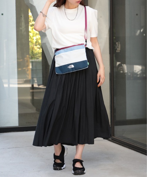 THE NORTH FACE(ザノースフェイス)の「【THE NORTH FACE】BREEZE SLING BAG(ショルダーバッグ・メンズ・ブラック/ホワイト/ブラック系その他2/マルチ・FREE)」の12枚目の写真