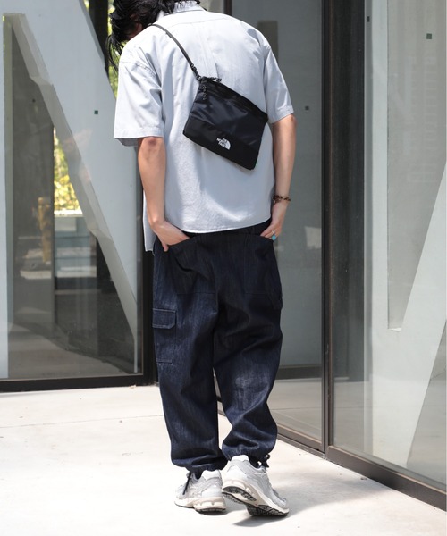 THE NORTH FACE(ザノースフェイス)の「【THE NORTH FACE】BREEZE SLING BAG(ショルダーバッグ・メンズ・ブラック/ホワイト/ブラック系その他2/マルチ・FREE)」の20枚目の写真