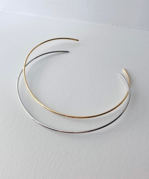 tone（トーン）の「【ECRu.】スリム　メタル　チョーカー/ネックカフ（チョーカー・レディース・ゴールド/シルバー・FREE）」の2枚目の写真
