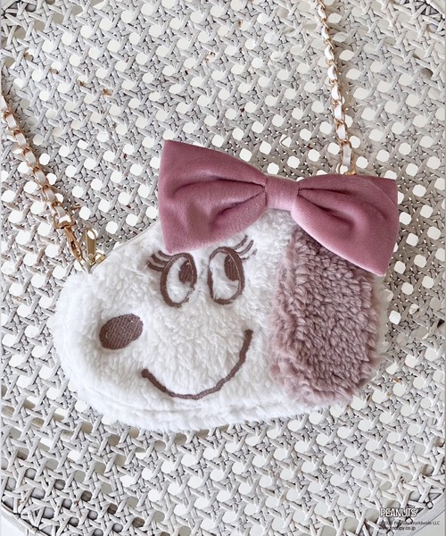 MIIA（ミーア）の「PEANUTS フェイスボアショルダーバッグ（ショルダーバッグ・レディース・ベージュ・FREE）」の4枚目の写真