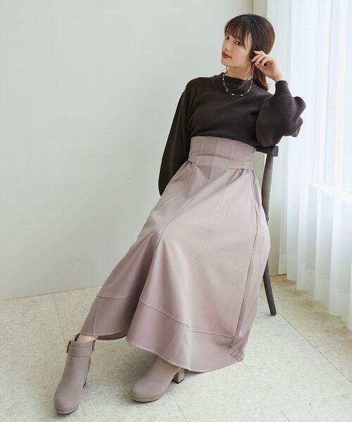 MAJESTIC LEGON（マジェスティックレゴン）の「【WEB限定XSサイズあり】ステッチフレアスカート（スカート・レディース・ベージュ/モカ/ブラック/ボルドー/ネイビー・SMALL/MEDIUM/X-SMALL）」の3枚目の写真