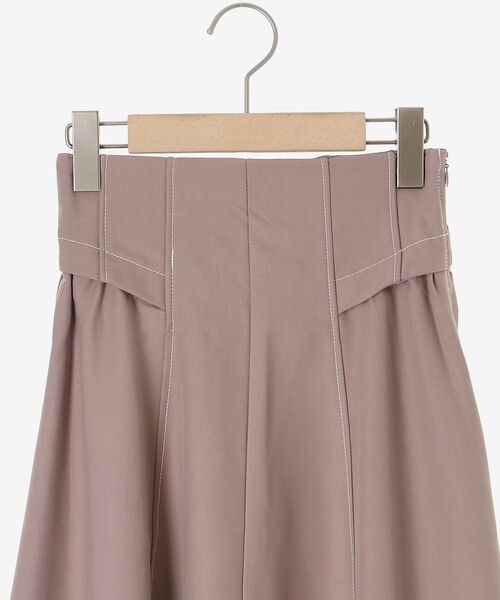 MAJESTIC LEGON（マジェスティックレゴン）の「【WEB限定XSサイズあり】ステッチフレアスカート（スカート・レディース・ベージュ/モカ/ブラック/ボルドー/ネイビー・SMALL/MEDIUM/X-SMALL）」の14枚目の写真