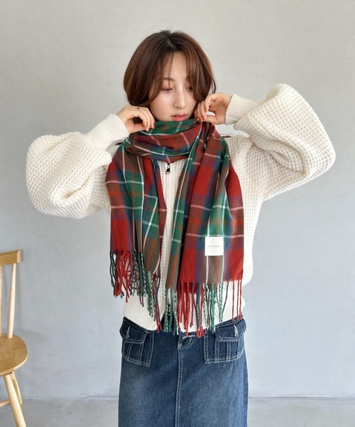 un+frame(アンフレーム)の「tartan check stall muffler/タータンチェック柄大判マフラー(マフラー・レディース・ライトブルー/ネイビー/ブラウン/レッド・FREE)」の10枚目の写真