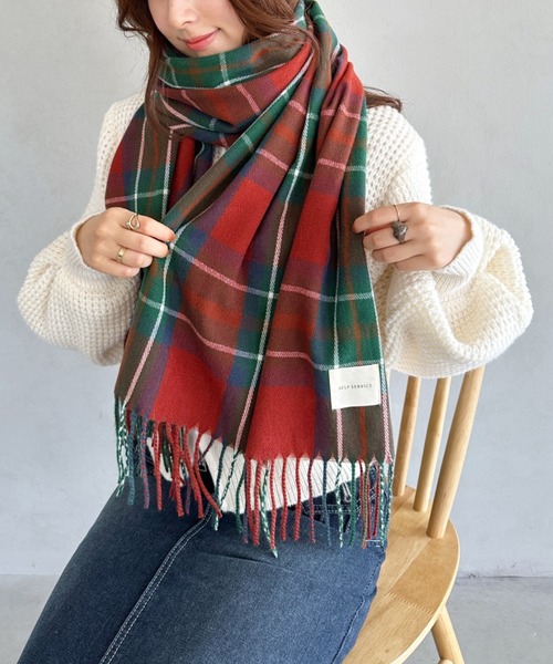 un+frame(アンフレーム)の「tartan check stall muffler/タータンチェック柄大判マフラー(マフラー・レディース・ライトブルー/ネイビー/ブラウン/レッド・FREE)」の13枚目の写真