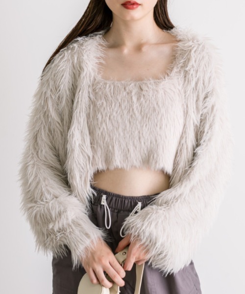 OLIVE des OLIVE（オリーブデオリーブ）の「ふわふわニットキャミソール　1032050240（キャミソール・レディース・チャコールグレー/オフホワイト/ピンク/グレイッシュベージュ・FREE）」の4枚目の写真