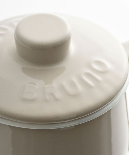BRUNO（ブルーノ）の「ホーローオイルポット 1.0L（キッチンツール・レディース・グレイッシュベージュ/ブルー系その他・ﾌﾘ-）」の3枚目の写真