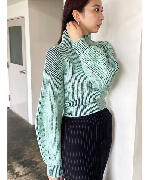 EMODA（エモダ）の「ハイネックバルキーニット（ニット/セーター・レディース・アイボリー/ブラック/レッド/ミント/ブルー・FREE）」の7枚目の写真