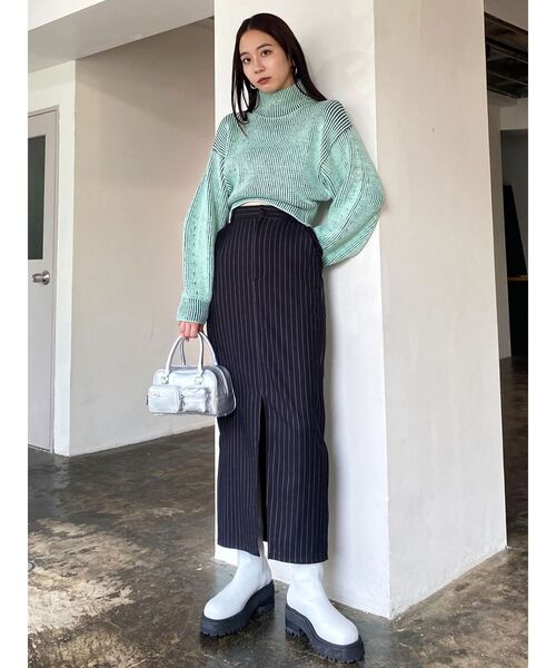 EMODA（エモダ）の「ハイネックバルキーニット（ニット/セーター・レディース・アイボリー/ブラック/レッド/ミント/ブルー・FREE）」の9枚目の写真