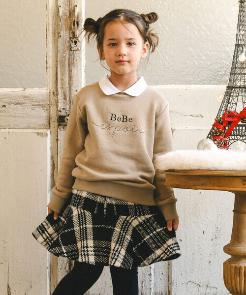 BeBe(ベベ)の「ロゴ刺しゅう襟付きトレーナー(100~150cm)(スウェット・キッズ・ブラック/ベージュ・150cm/120cm/140cm/130cm/100cm/110cm)」の7枚目の写真