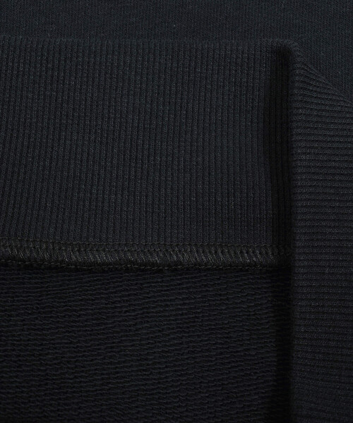 BeBe(ベベ)の「ロゴ刺しゅう襟付きトレーナー(100~150cm)(スウェット・キッズ・ブラック/ベージュ・150cm/120cm/140cm/130cm/100cm/110cm)」の15枚目の写真