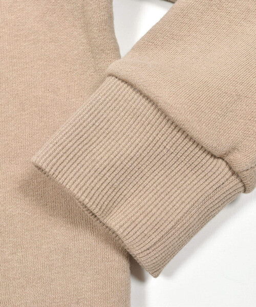 BeBe(ベベ)の「ロゴ刺しゅう襟付きトレーナー(100~150cm)(スウェット・キッズ・ブラック/ベージュ・150cm/120cm/140cm/130cm/100cm/110cm)」の20枚目の写真