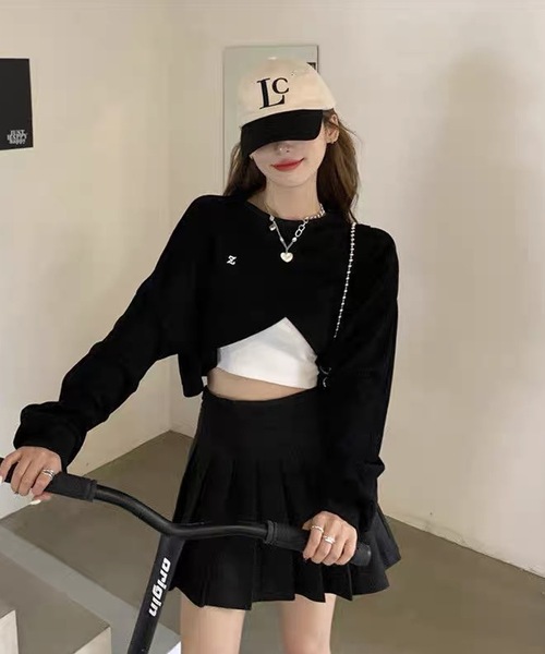 shopnikoniko(ショップニコニコ)の「ショート丈 クロスラップ トレーナー Zロゴ カシュクール ロングTシャツ(スウェット・レディース・ブラック/グレー・フリー)」の8枚目の写真