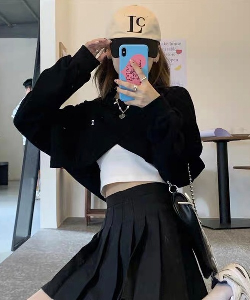 shopnikoniko(ショップニコニコ)の「ショート丈 クロスラップ トレーナー Zロゴ カシュクール ロングTシャツ(スウェット・レディース・ブラック/グレー・フリー)」の3枚目の写真