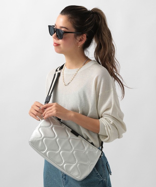 BAYFLOW（ベイフロー）の「キルティングショルダーバッグ（ショルダーバッグ・レディース・シルバー/ブラック/アイボリー・FREE）」の19枚目の写真