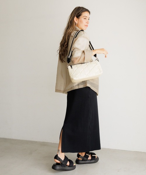 BAYFLOW（ベイフロー）の「キルティングショルダーバッグ（ショルダーバッグ・レディース・シルバー/ブラック/アイボリー・FREE）」の9枚目の写真