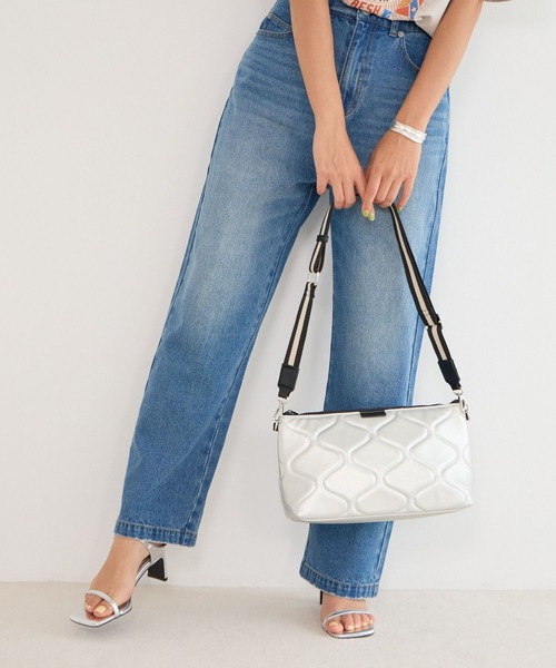 BAYFLOW（ベイフロー）の「キルティングショルダーバッグ（ショルダーバッグ・レディース・シルバー/ブラック/アイボリー・FREE）」の15枚目の写真