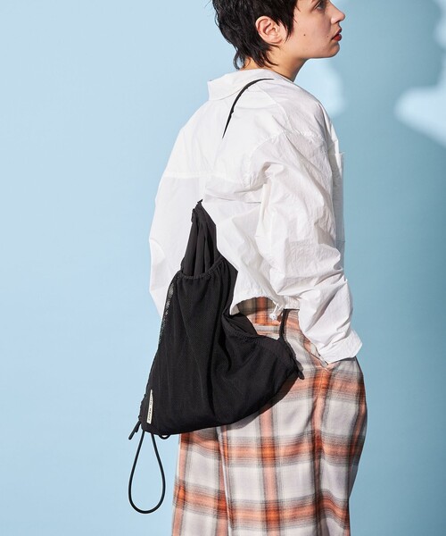 CITEN（シテン）の「＜CITEN＞メッシュコンビ ナップサック（バックパック/リュック・レディース・ブラック/シルバー/ホワイト・FREE）」の2枚目の写真