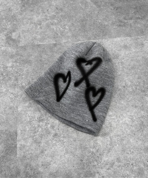 jiasecond.（ジアセカンド）の「【jiasecond.】ハートデザインビーニー / 帽子 ニット帽 ニットワッチ プリント ブラック グレー（ニットキャップ/ビーニー・レディース・ブラック/グレー・FREE）」の4枚目の写真