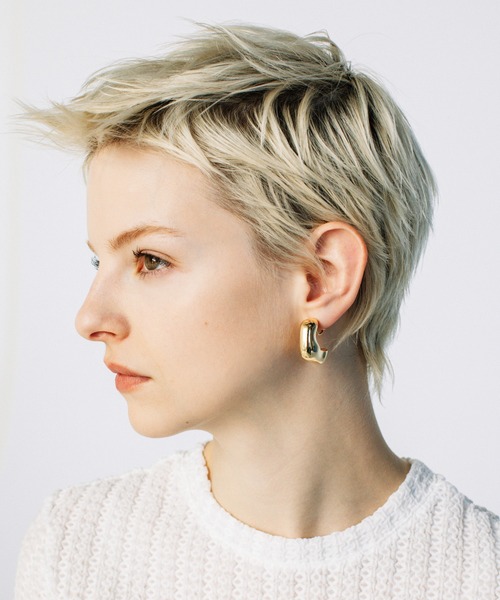 WCJ（ダブルシージェイ）の「ニュアンスフープイヤリング（イヤリング・レディース・ゴールド/シルバー・FREE）」の2枚目の写真