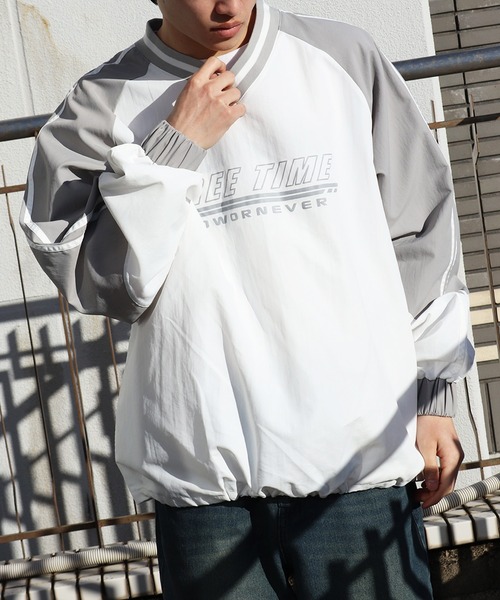 WESTSEA(ウエストシー)の「Vネック ラグラン切替 ナイロンプルオーバー /ブロークコア(ナイロンジャケット・メンズ・チャコール/ネイビー/サックスブルー/オフホワイト・M/L)」の21枚目の写真
