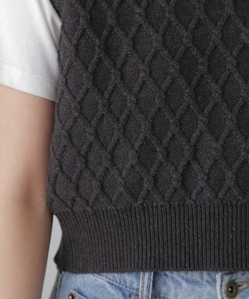 FREE'S MART（フリーズマート）の「Vネックニットベスト（ベスト・レディース・ライトグリーン/ブラック/オフホワイト・FREE）」の13枚目の写真