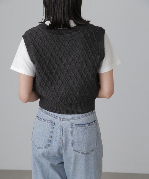 FREE'S MART（フリーズマート）の「Vネックニットベスト（ベスト・レディース・ライトグリーン/ブラック/オフホワイト・FREE）」の5枚目の写真