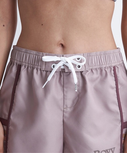 ROXY(ロキシー)の「RETRO 90'S SHORTS/ロキシーウエストゴムボトムス(水着)(水着・レディース・ホワイト/ベージュ・SMALL/MEDIUM/LARGE)」の11枚目の写真