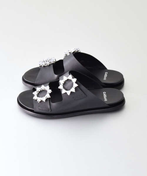 CARRANO(カラーノ)の「【CARRANO】ビジューバックルフラットサンダル(642306)(サンダル・レディース・ブラック/ラベンダー/ホワイト・38/39/35/36/37)」の11枚目の写真