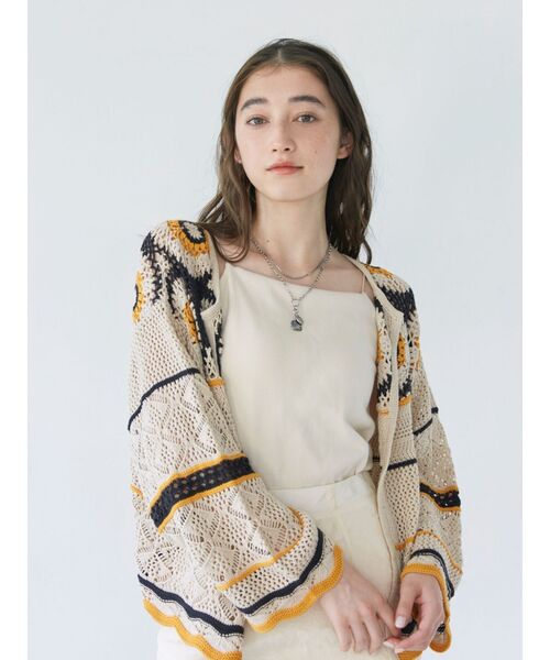 Ungrid（アングリッド）の「パット付きスクエアキャミソール（キャミソール・レディース・アイボリー/ブラック/グリーン・FREE）」の19枚目の写真