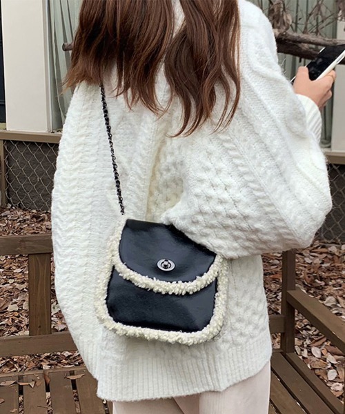 Miniministore(ミニミニストア)の「ミニショルダーバッグ チェーンショルダー(ショルダーバッグ・レディース・ブラック・FREE)」の1枚目の写真