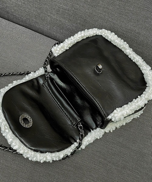 Miniministore(ミニミニストア)の「ミニショルダーバッグ チェーンショルダー(ショルダーバッグ・レディース・ブラック・FREE)」の19枚目の写真