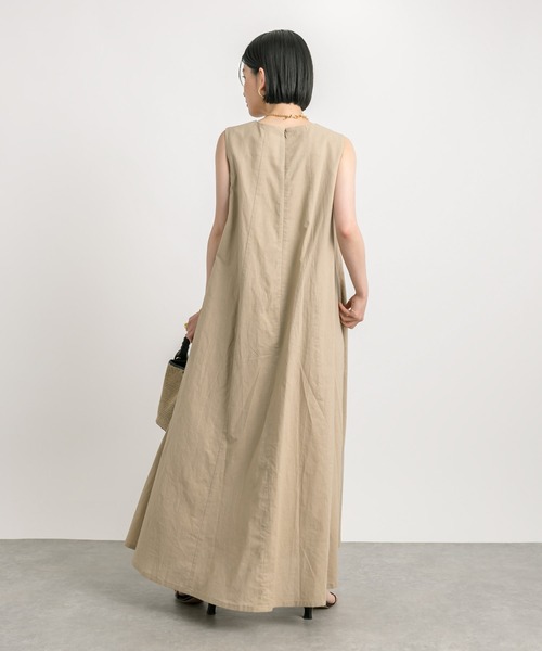RIVE DROITE（リヴドロワ）の「リネンフレアワンピース（ワンピース・レディース・ブラック/ブルー/ブラウン/ベージュ・36/38）」の11枚目の写真
