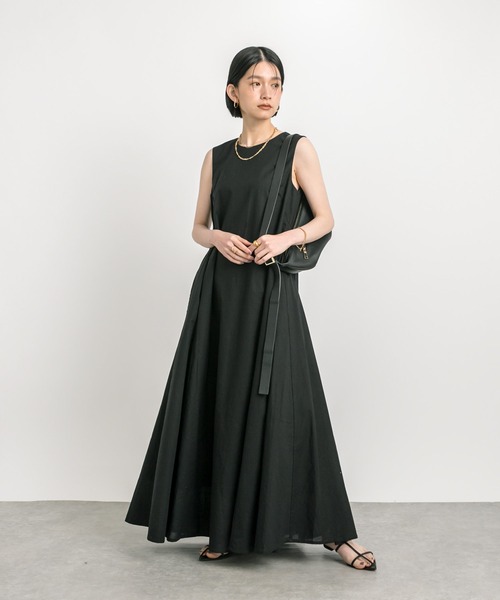 RIVE DROITE（リヴドロワ）の「リネンフレアワンピース（ワンピース・レディース・ブラック/ブルー/ブラウン/ベージュ・36/38）」の21枚目の写真