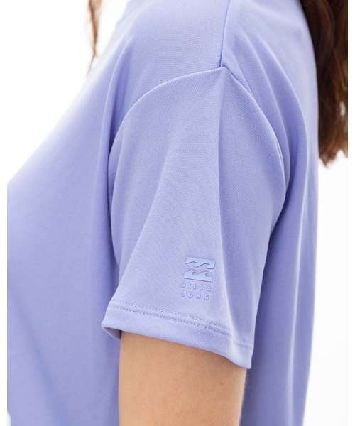 BILLABONG(ビラボン)の「BILLABONG レディース 【ACTIVE】 ACTIVE MESH CROPPED TEE トレーニングTシャツ 【2024年春夏モデル】/ビラボンUVカットショート丈半袖Tシャツ(Tシャツ/カットソー・レディース・パープル/ホワイト/ブラック・LARGE/MEDIUM)」の10枚目の写真