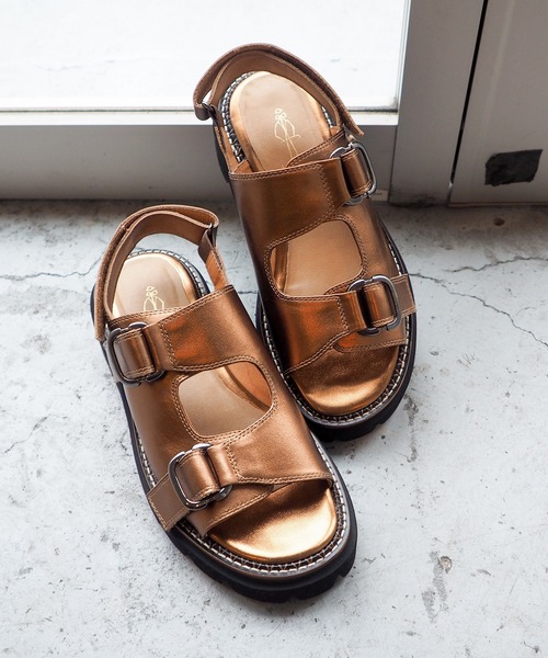 厚底ベルトサンダル　6701565