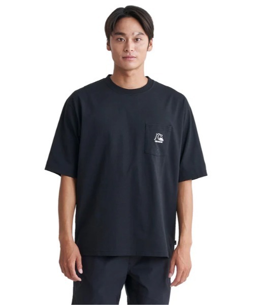 Quiksilver（クイックシルバー）の「HI STORY ST/クイックシルバーワンポイントロゴ半袖バックプリントTシャツ（Tシャツ/カットソー・メンズ・ホワイト/ブラック/ネイビー・LARGE/MEDIUM/X-LARGE/SMALL）」の10枚目の写真