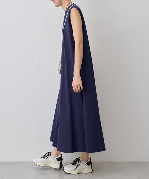 BEARDSLEY（ビアズリー）の「《2サイズ展開》シンプルカットフレア