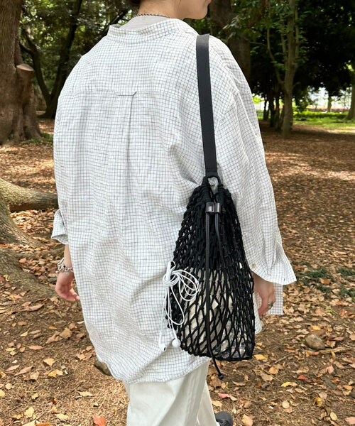 CIAOPANIC TYPY（チャオパニックティピー）の「【UNISEX】マクラメワンショルダーバッグ（ショルダーバッグ・メンズ・ベージュ/ブラック/ブルー・ONE SIZE）」の6枚目の写真