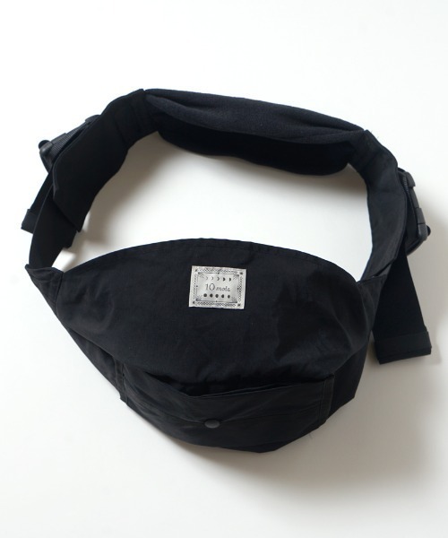 10mois(ディモワ)の「【10mois(ディモワ)】Shoulfy(ショルフィー)抱っこ紐(抱っこ紐/ベルトカバー/スリング・レディース・ブラック/ベージュ・ONE SIZE)」の10枚目の写真