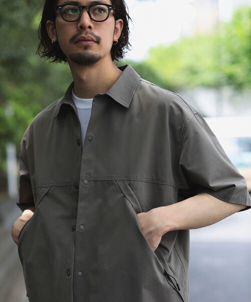 B:MING by BEAMS（ビーミングバイビームス）の「B:MING by BEAMS / ランド アンド ウォーター メッシュ シャツ（セットアップ対応）（シャツ/ブラウス・メンズ・ブラック/ブラウン系その他5・MEDIUM/LARGE/X-LARGE/SMALL）」の2枚目の写真