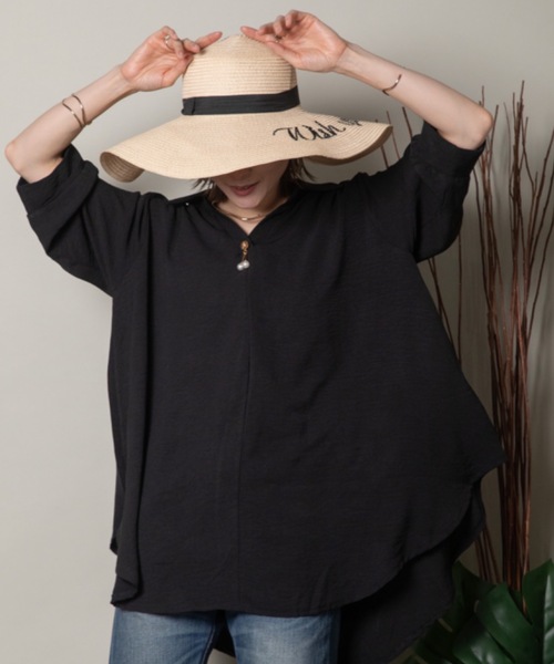 MHBG TOKYO(エムエイチビージートーキョー)の「オープンカラースキッパーシャツ モチーフ付き(シャツ/ブラウス・レディース・イエロー/マスタード/グリーン系その他/レッド/グリーン/チャコールグレー/ブラック・FREE)」の2枚目の写真