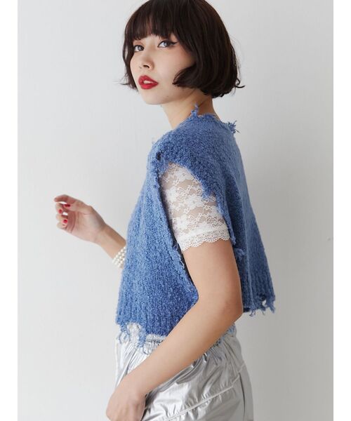 jouetie(ジュエティ)の「ダメージヘム2WAYZIPベスト(ベスト・レディース・ブラック/ブルー/オフホワイト/レッド・MEDIUM)」の20枚目の写真